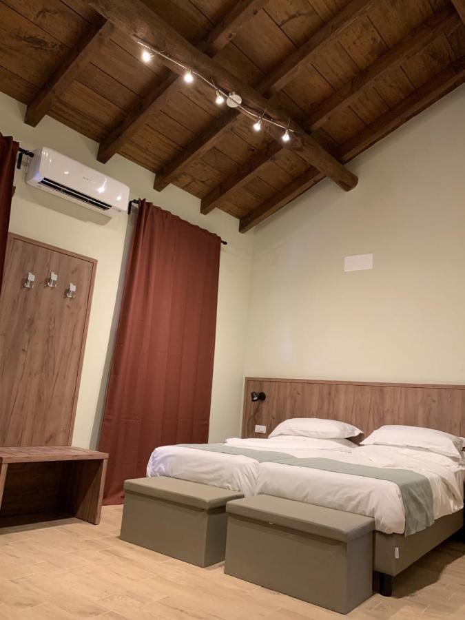 Otto Agriturismo Оттоб'яно Екстер'єр фото